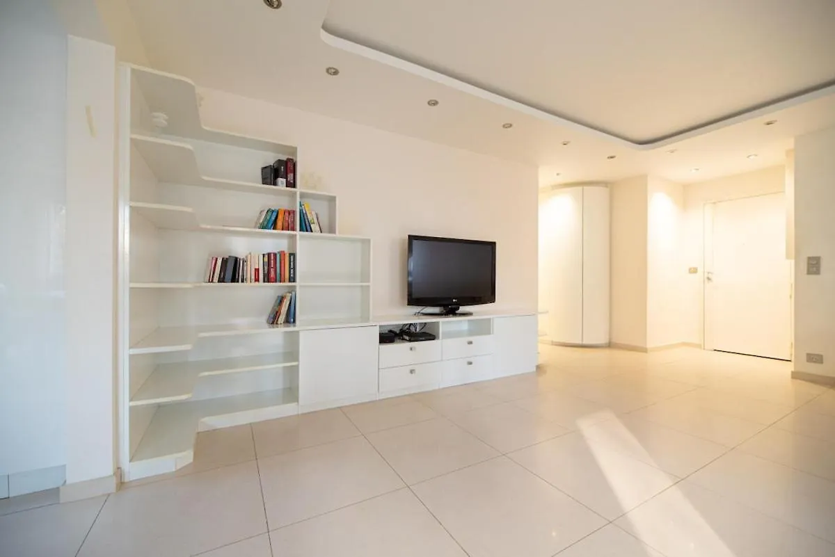 דירה פריז Spacious 3Br Villette Canal Saint Martin