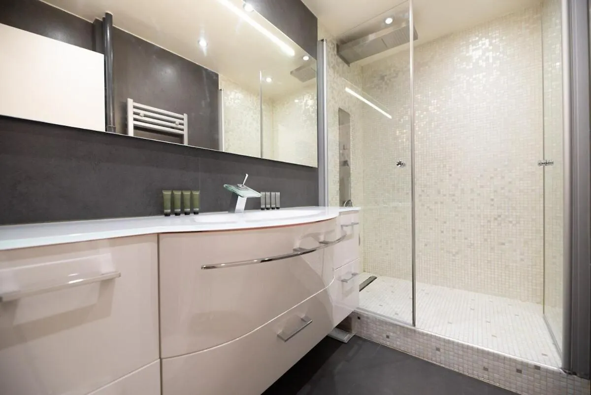 פריז Spacious 3Br Villette Canal Saint Martin 0*,