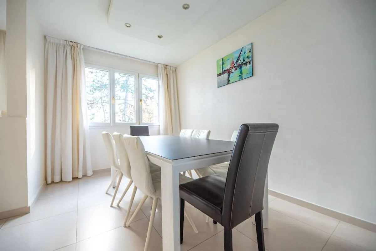 דירה פריז Spacious 3Br Villette Canal Saint Martin